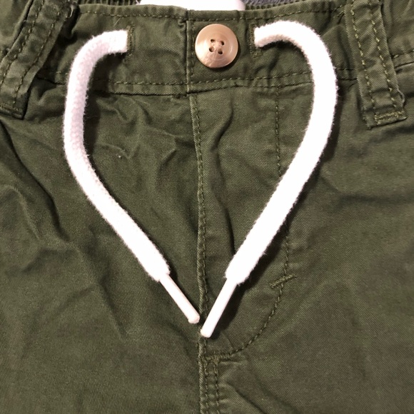 Old Navy • Green Drawstring Button-Up Khaki Pants - Picture 4 of 9